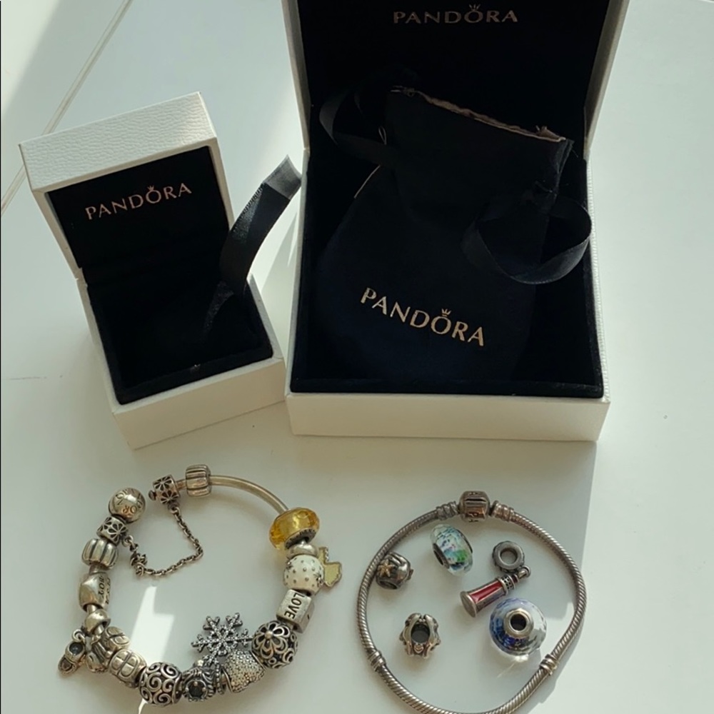 Pandora bracelet set